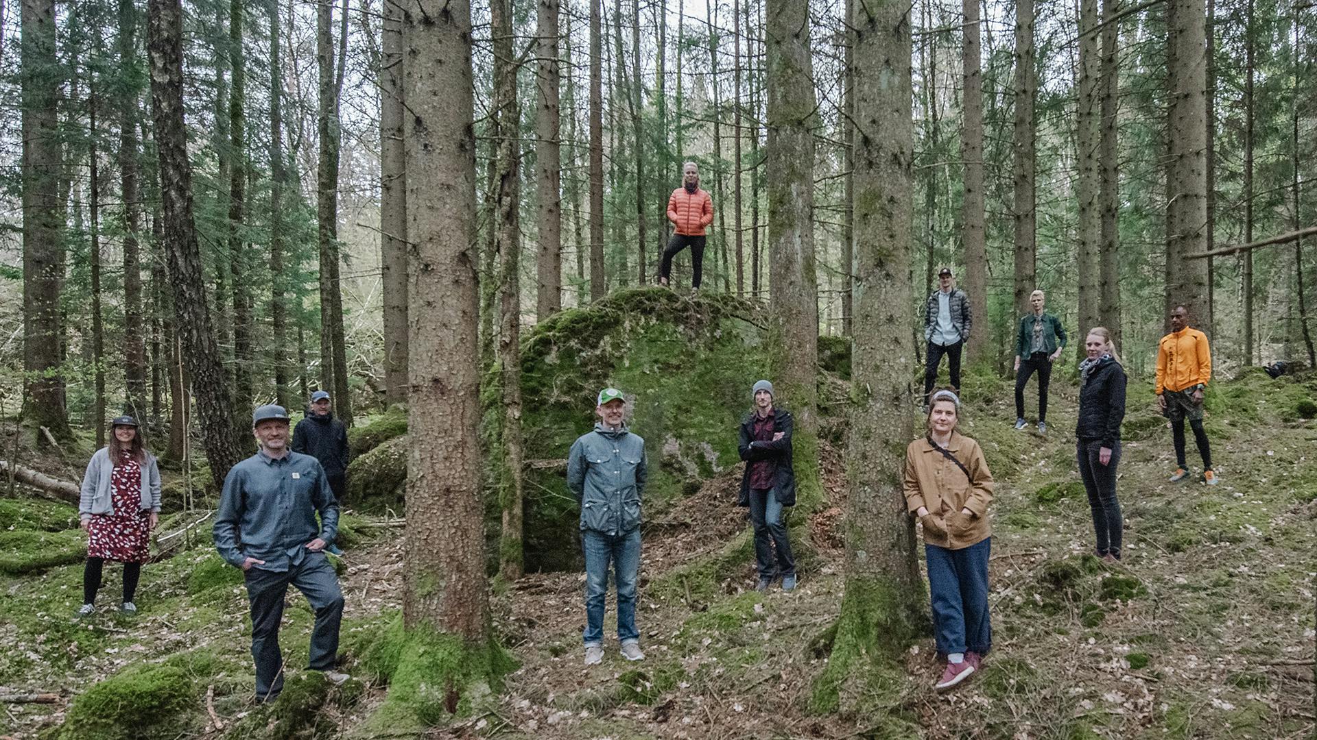 Image of Icebug employees standing in the forest